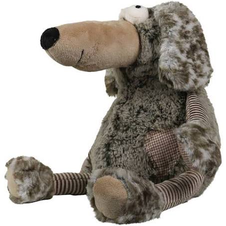 Knuffeltje bruine hond met lange neus